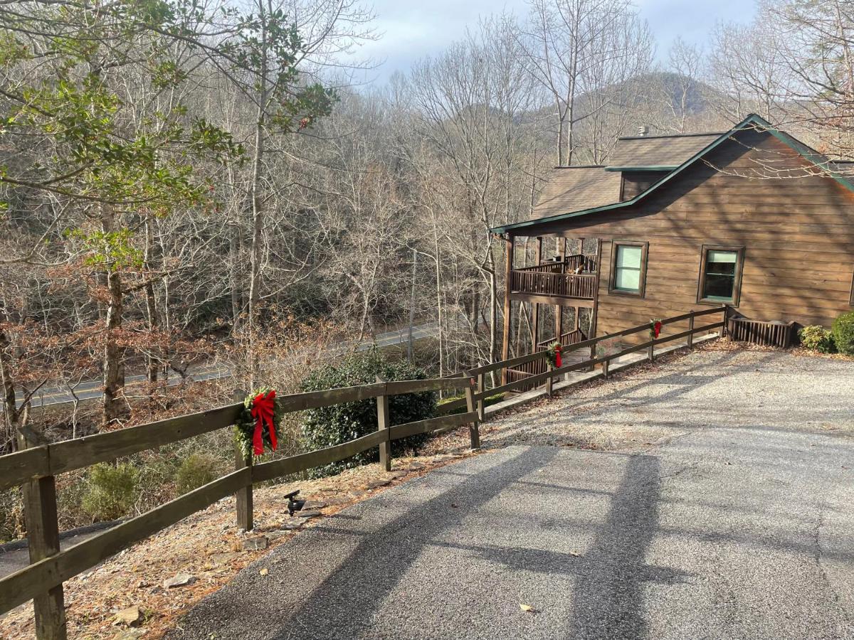 Cozy Creekfront Family Cabin-Pet Friendly -Gamerm-Hot Tub ハイアワシー エクステリア 写真