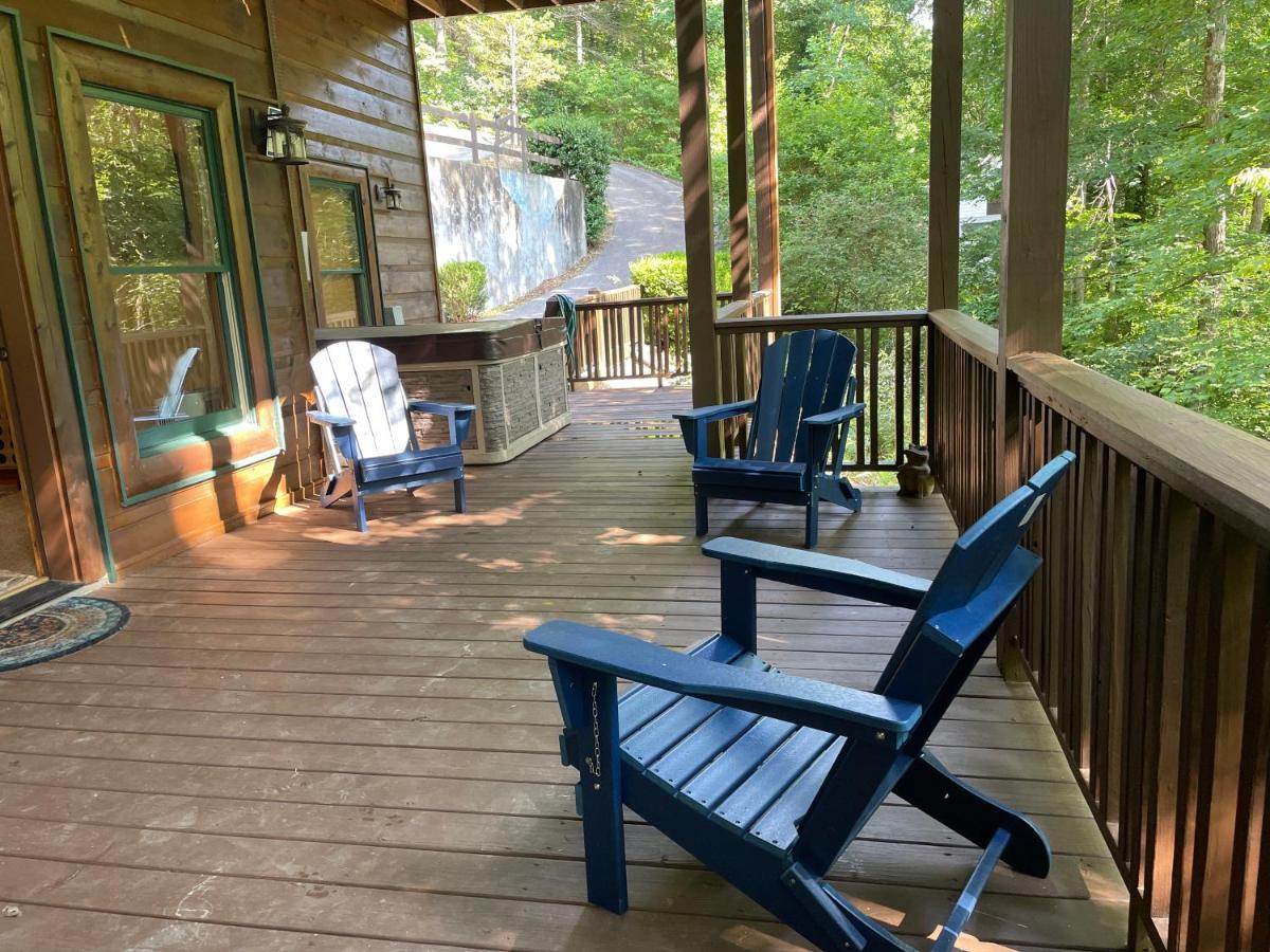 Cozy Creekfront Family Cabin-Pet Friendly -Gamerm-Hot Tub ハイアワシー エクステリア 写真
