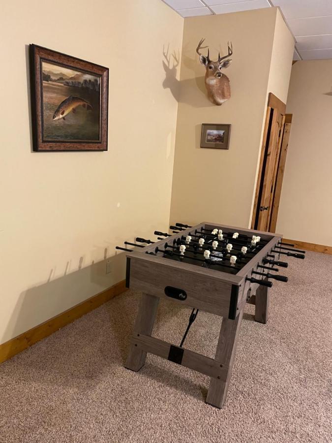 Cozy Creekfront Family Cabin-Pet Friendly -Gamerm-Hot Tub ハイアワシー エクステリア 写真