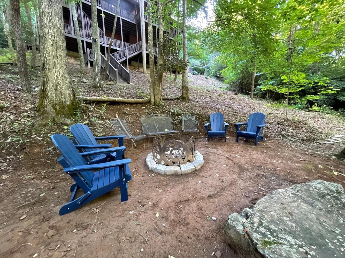 Cozy Creekfront Family Cabin-Pet Friendly -Gamerm-Hot Tub ハイアワシー エクステリア 写真